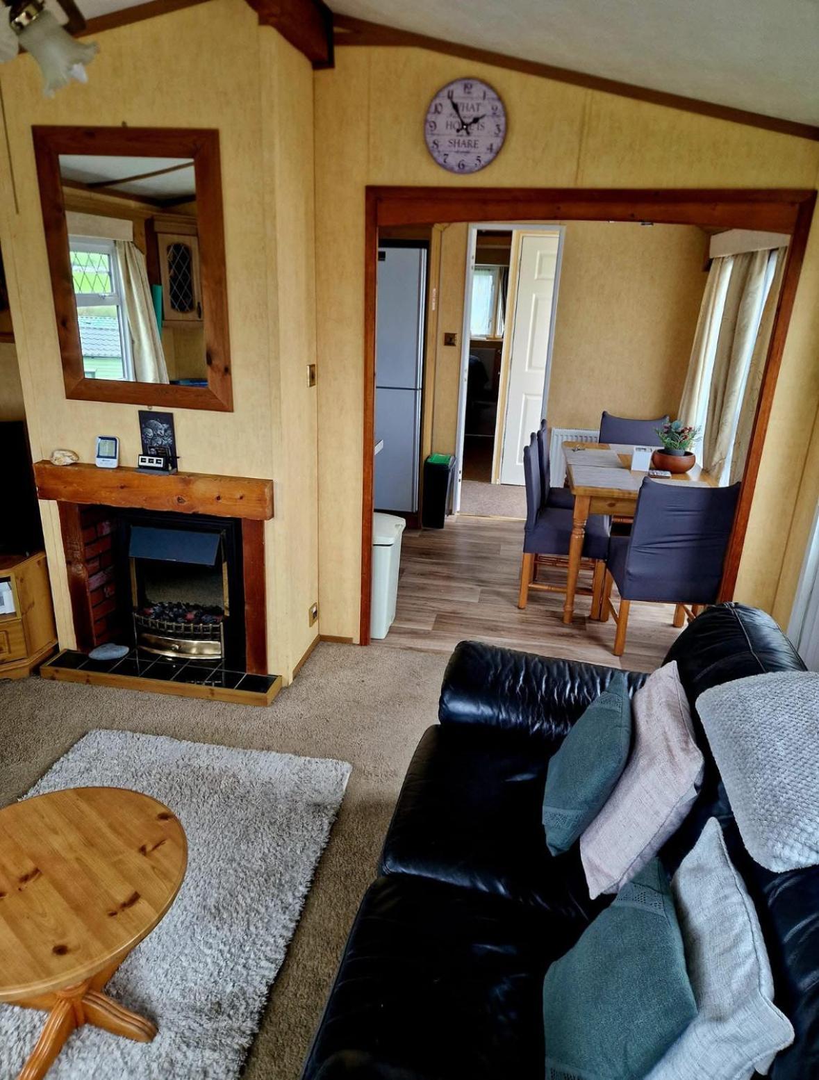 Spacious Luxury Escape With Sea Views And Pet Friendly At Clarach Bay Aberystwyth Zewnętrze zdjęcie